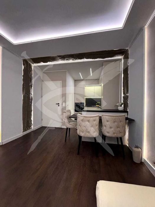Продава се Двустаен апартамент в София, Малинова долина - 71 кв.м за 1688 €/кв.м - Снимка #12