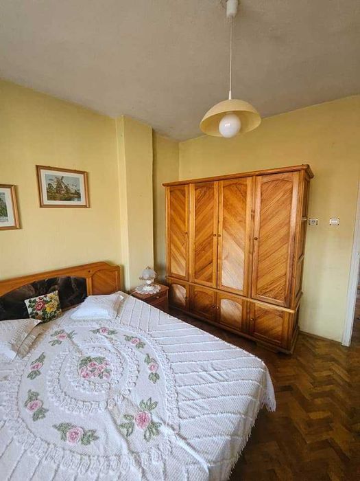 Продава се Тристаен апартамент в Казанлък - 90 кв.м за 1190 €/кв.м - Снимка #7