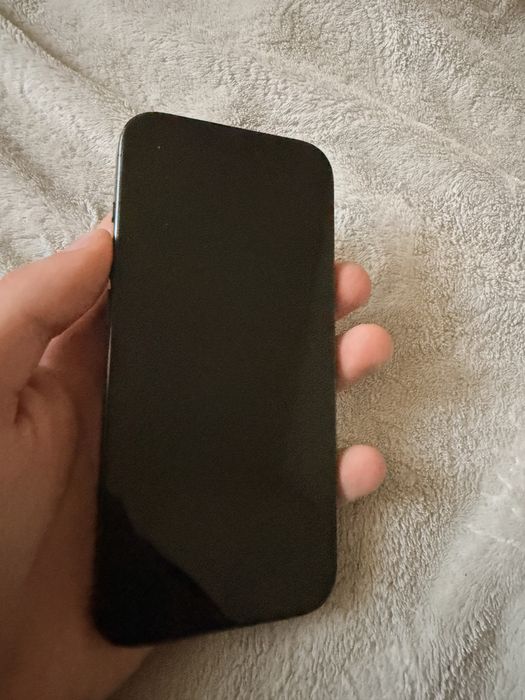 iphon 15 pro с гаранция