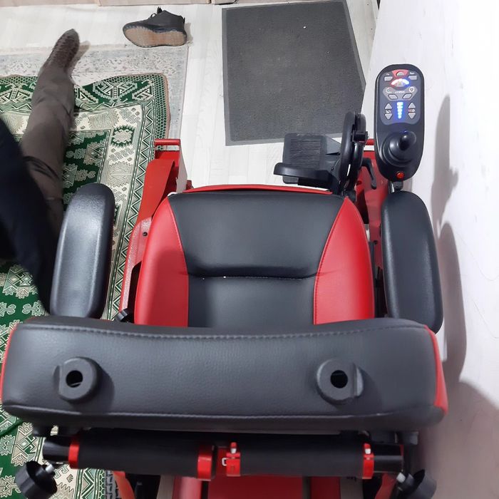 Инвалидов коляска