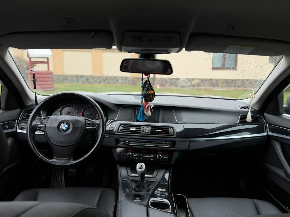 Bmw 520. 2011. 2.0 D