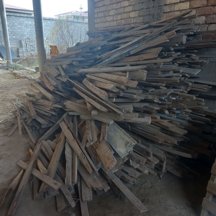 Чёрный потолок чуп