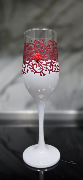 Продам фужеры праздничные