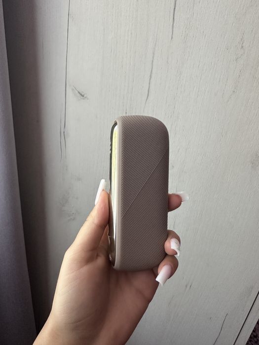 Iqos iluma gold
