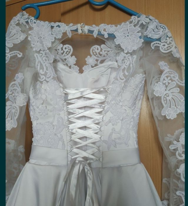 Продам свадебное платье