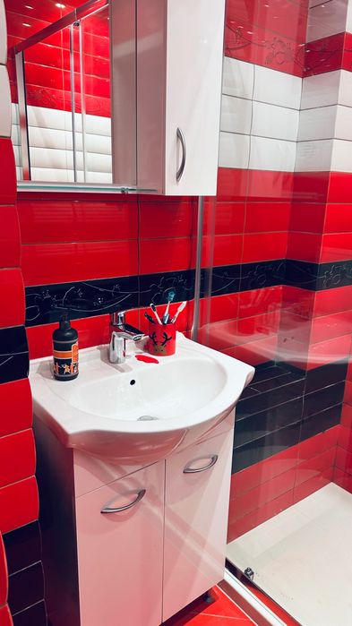 Дава се под наем Тристаен апартамент в Пловдив, Христо Смирненски - 128 кв.м за 816 € - Снимка #4