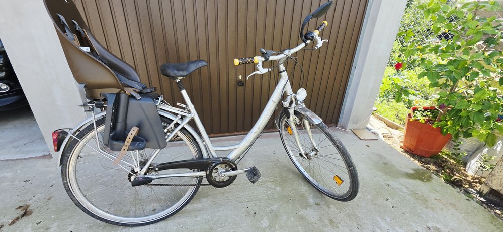 Bicicleta din aluminiu