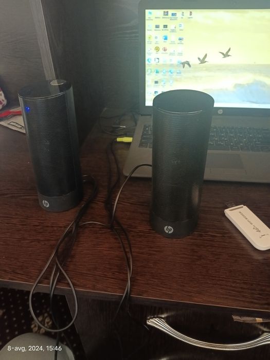 Noutbook hp sotiladi