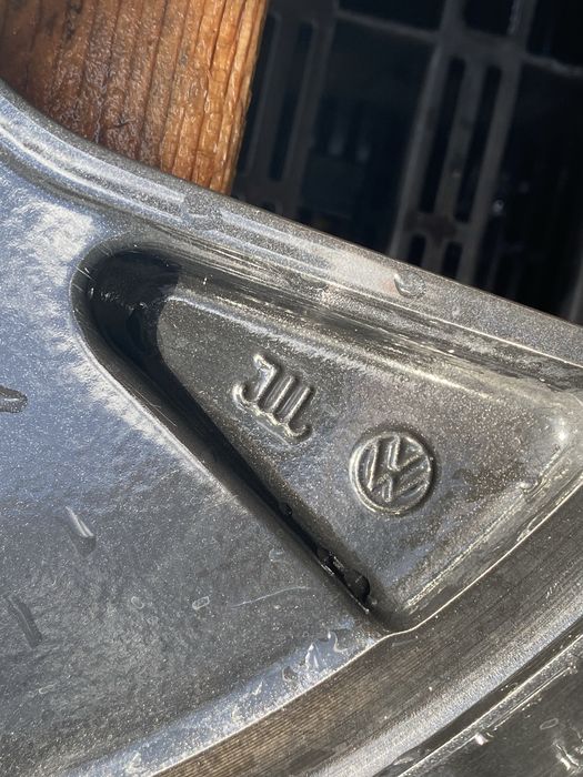 18 цола 5 х 112 мм Фолксваген VW ID 3 , Голф , Golf 5 , 6 , 7 , 8