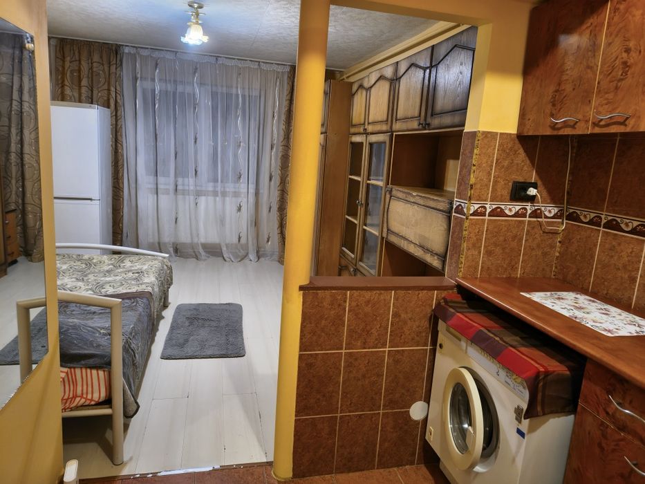 Garsoniera de închiriat