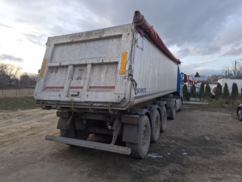 Semiremorca basculabila schmitz