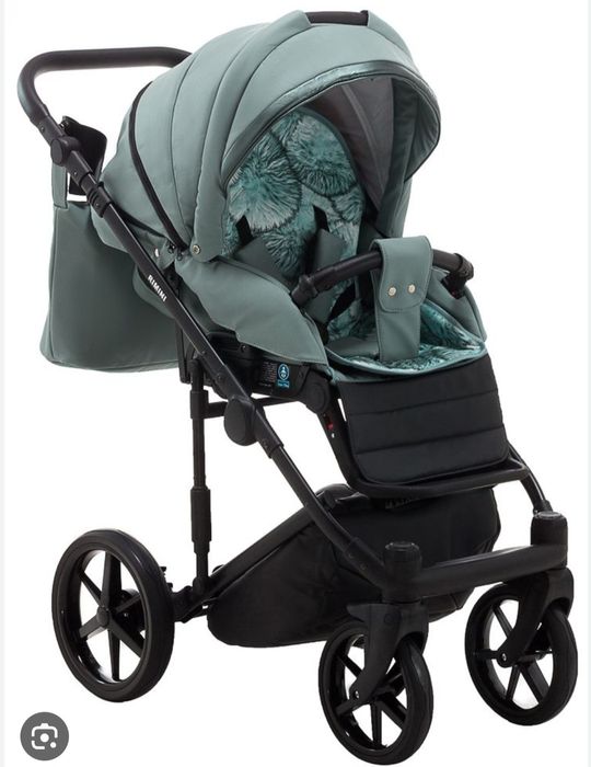 Коляска Adamex Remini