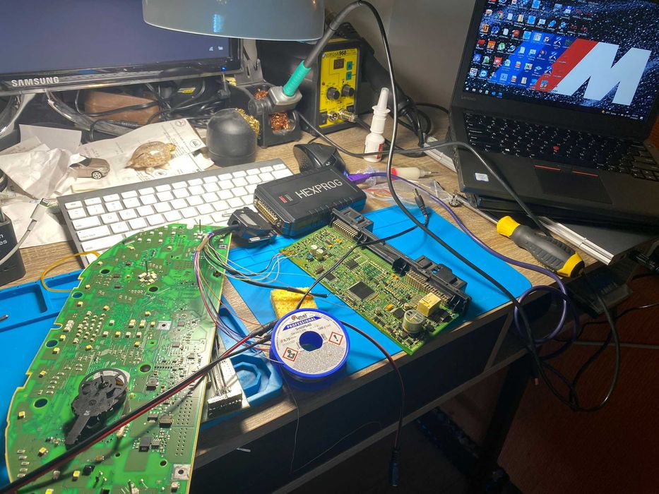 Reparatie ceasuri Bmw virginizare codare FRM Carplay BDC FEM clonare