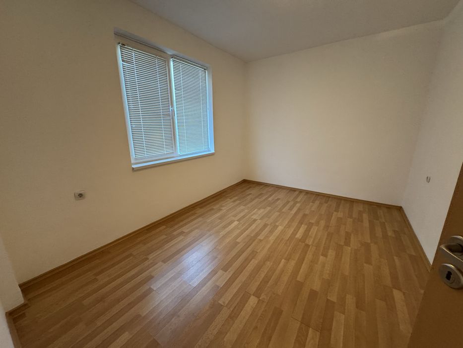 Продава се Двустаен апартамент в Плевен, Сторгозия - 63 кв.м за 1524 €/кв.м - Снимка #10