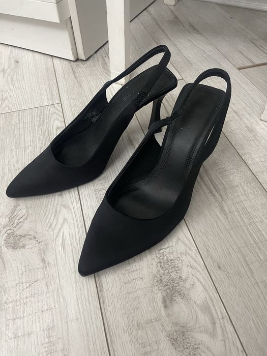 Туфли Stradivarius 39р.