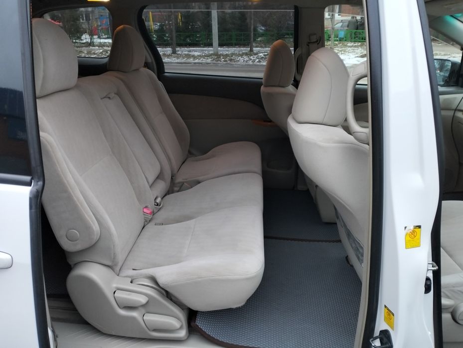 Продам Toyota estima