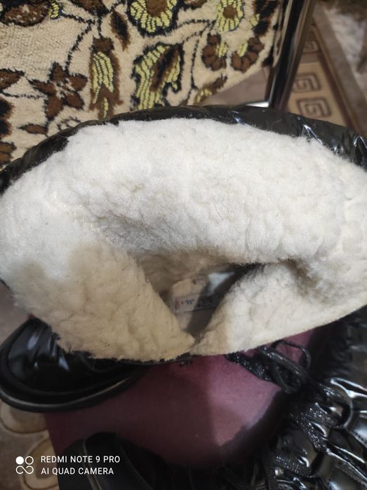 Продам обувь для девочки