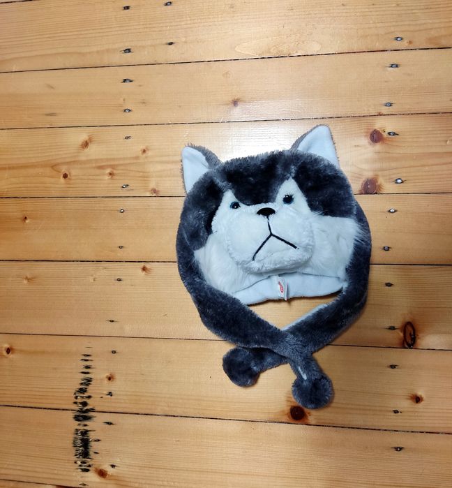 Căciulă Huski 60 lei