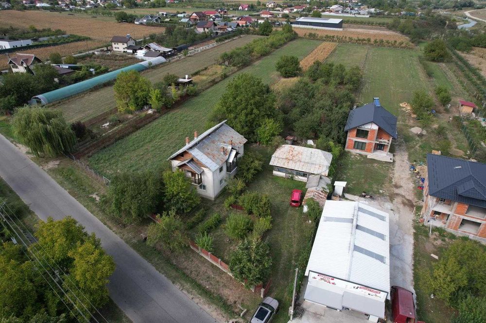 Casa + Teren / Livada