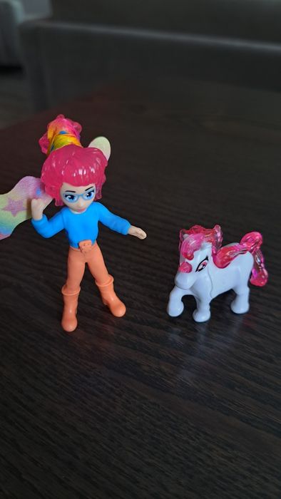 Фигурки Киндер Unicorns на обмен/продажу