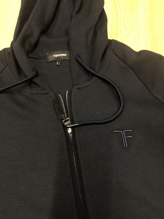 Мъжки екип М номер нов