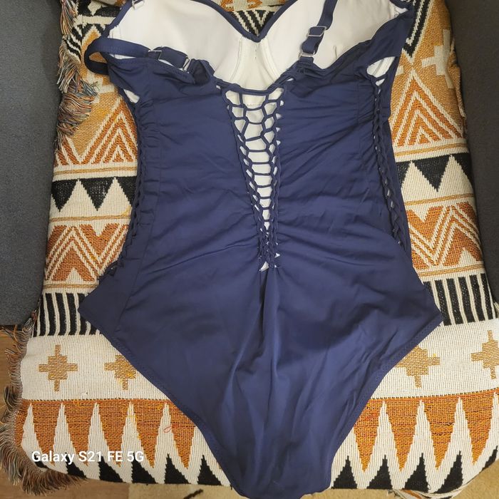 Купальник 48 размер, 1500