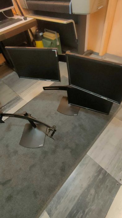 Ergotron DS100 свободностоящи стойки за 2 или4 мониторa