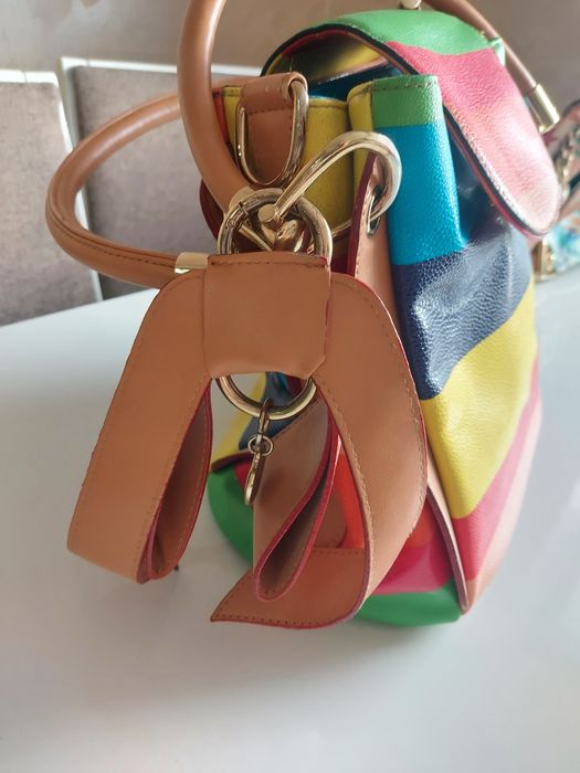 Сумки женские продам