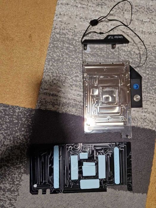Waterblock EK-Ouantum Vector RTX 3080/3090 D-RGB - Nickel + Plexi + Backplate