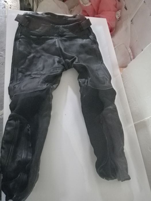 Кожен мотоциклетен панталон