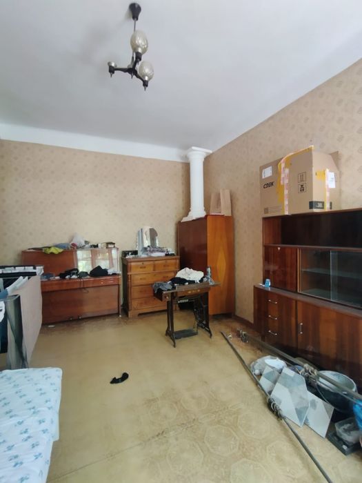 Продается 2х комнатная квартира в городе.