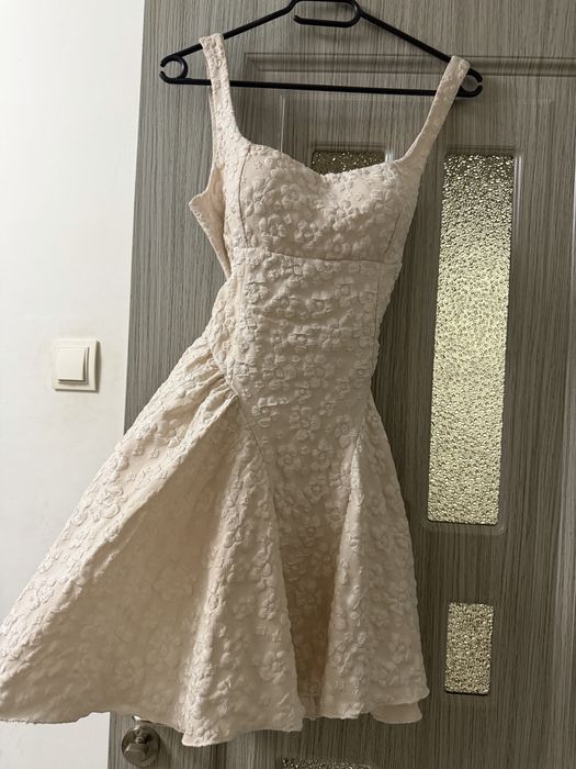 Rochie eleganta