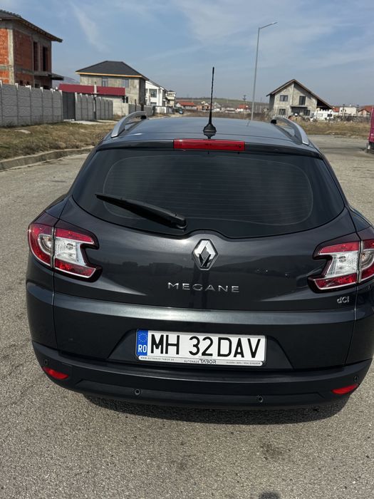 Renault Megan 3 1.5  DCI 110 cp .fabricatie 2013 ,Carte Service