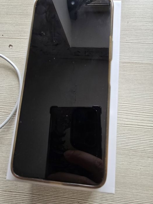 Продам телефон в