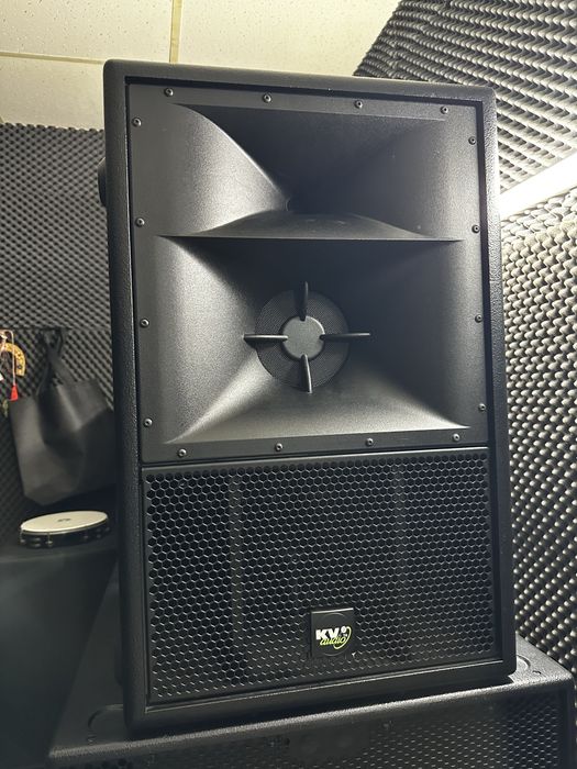 Vand jumatate de Kv2 Audio ES Sistem