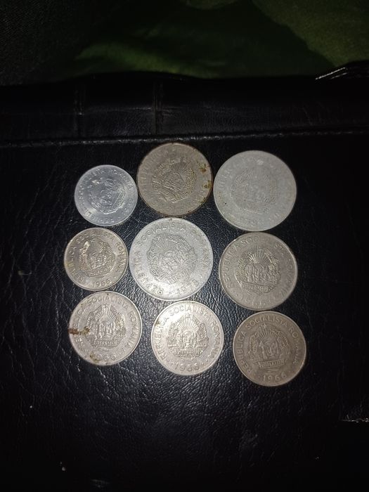 Stilet militar,monede vechi