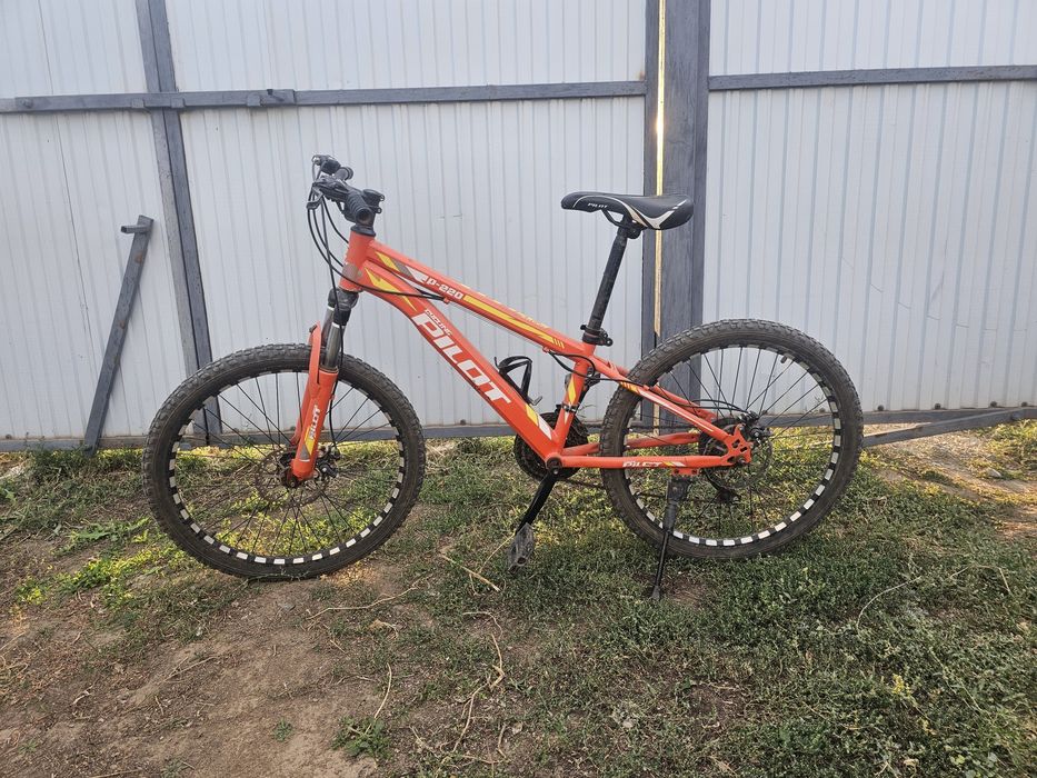 Продам спортивный велосипед