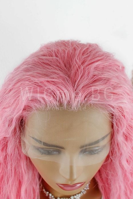 Дълга на къдрава розова лейс фронт перука Уенди