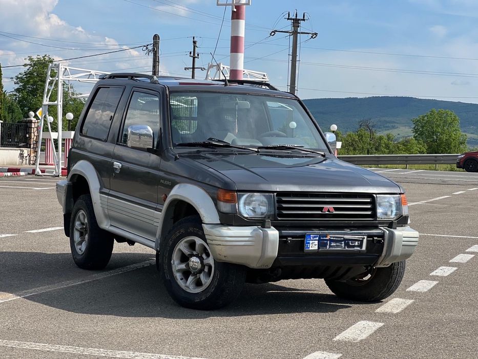 Mitsubishi Pajero 2.5 TD Superselect / Autoutilitara