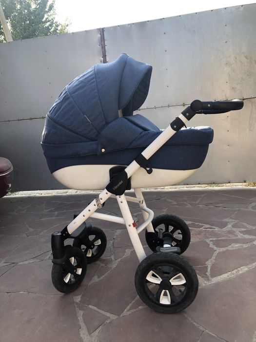 Коляска детская Adamex