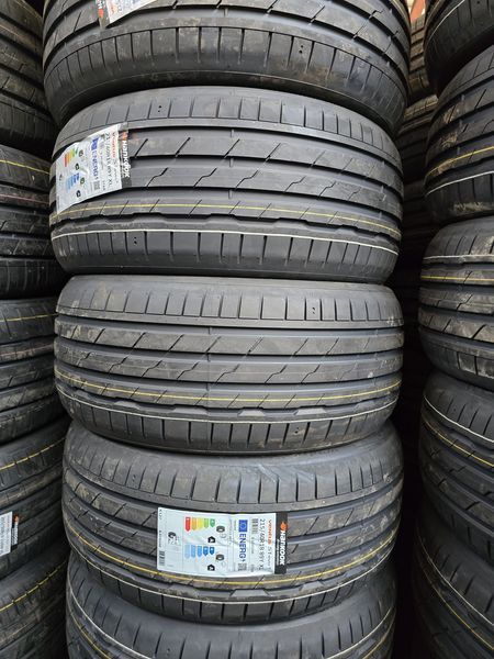 215/40/18 HANKOOK 4 бр