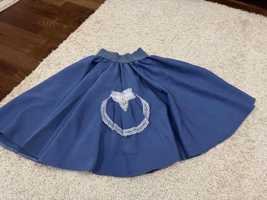 Продам юбку и галстук