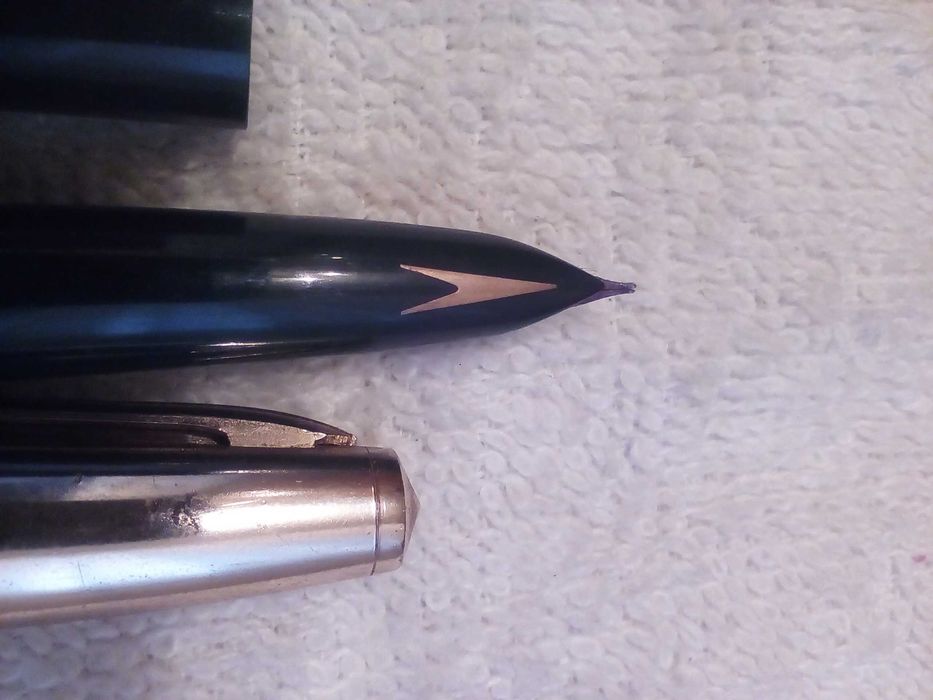 Ручка перьевая для деловых персон!