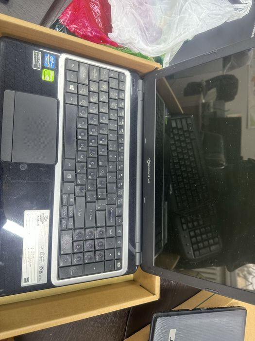 Продается ноутбуки старые