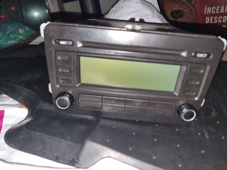 Radio casetofon VW Golf 5