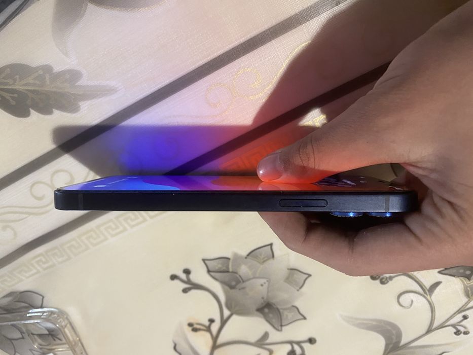 iPhone 12 128гигабайт