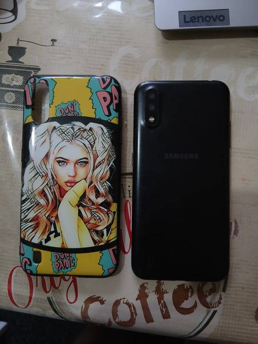 Модель: Samsung Galaxy A01
Экран: 5,7 дюйма, PLS TFT, HD+ (