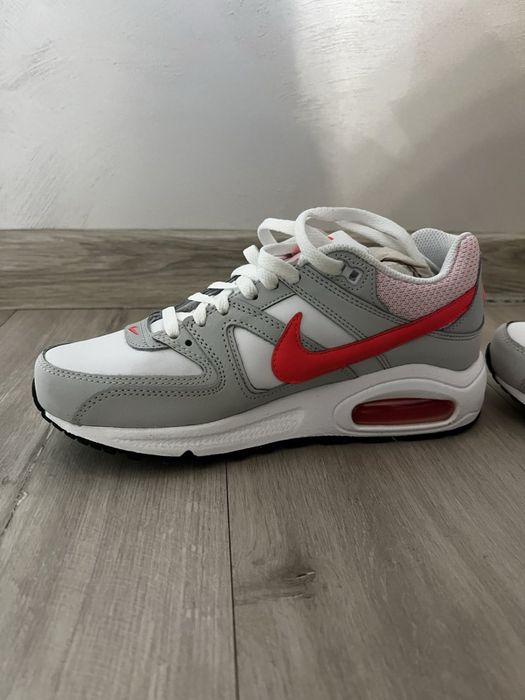 Продавам маратонки Найк  38,5