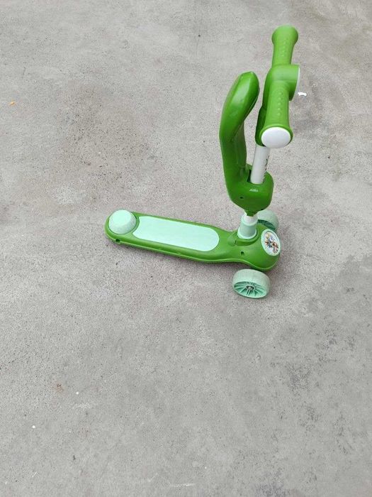 Самокат, в отличном состоянии, причина продажи переезд