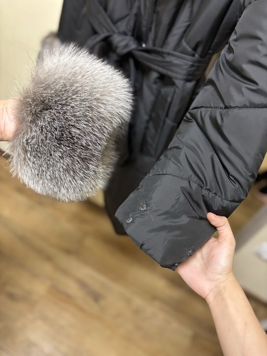 Geacă/palton dama elegant de iarna, negru, cu blana naturala de vulpe